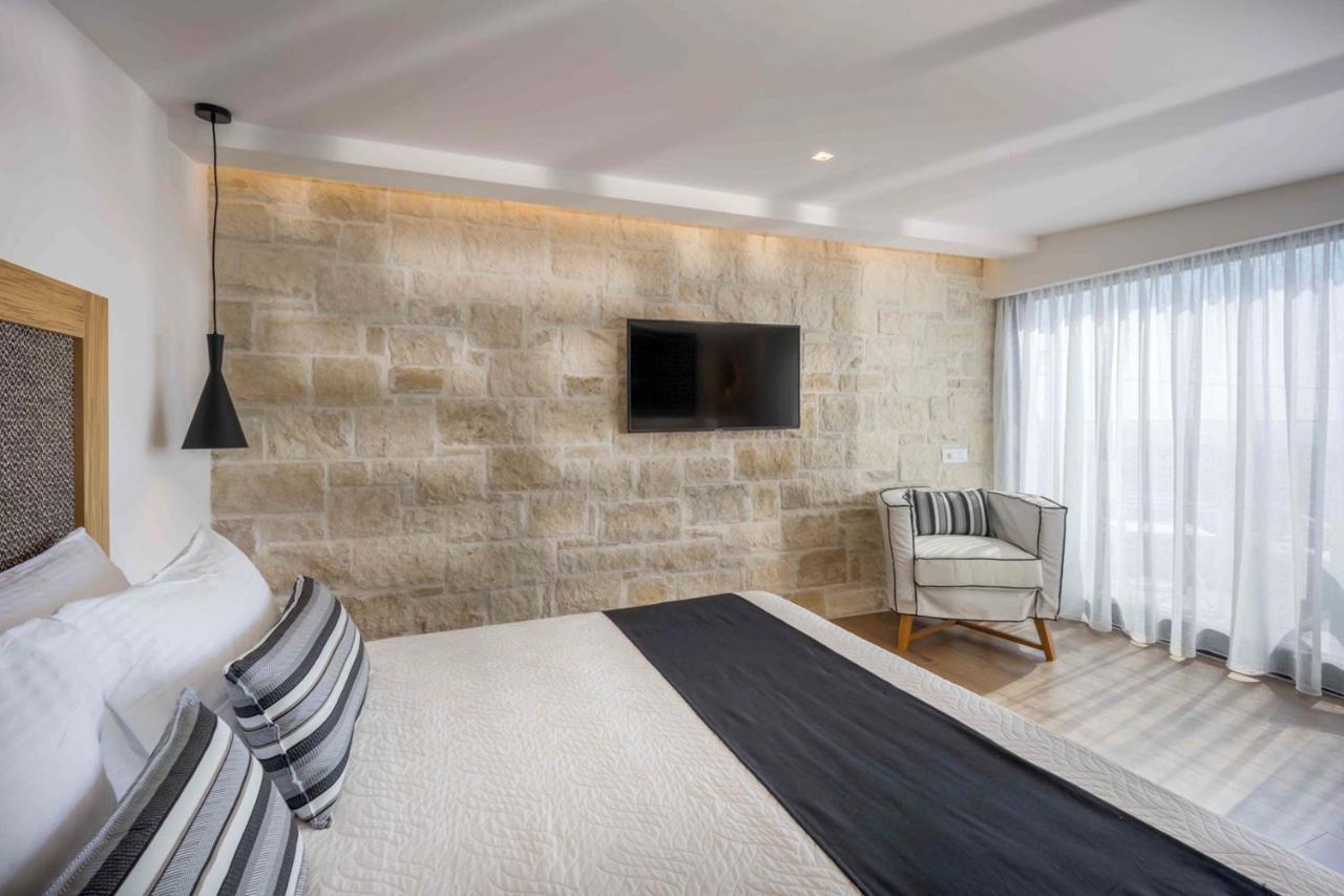 Diamond Village & Suites Hersonissos  Bagian luar foto