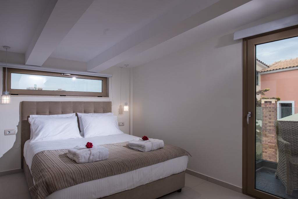 Diamond Village & Suites Hersonissos  Bagian luar foto